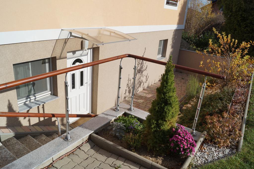 Apartment Robert Maiersdorf Экстерьер фото